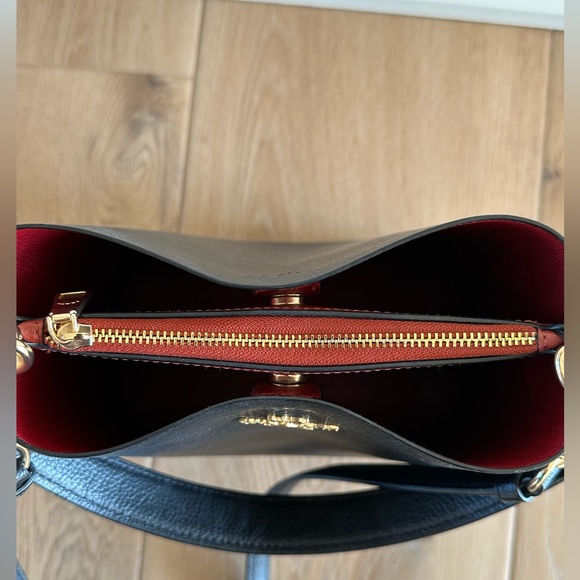 Coach Mollie Bucket Bag - Picture 3 of 6